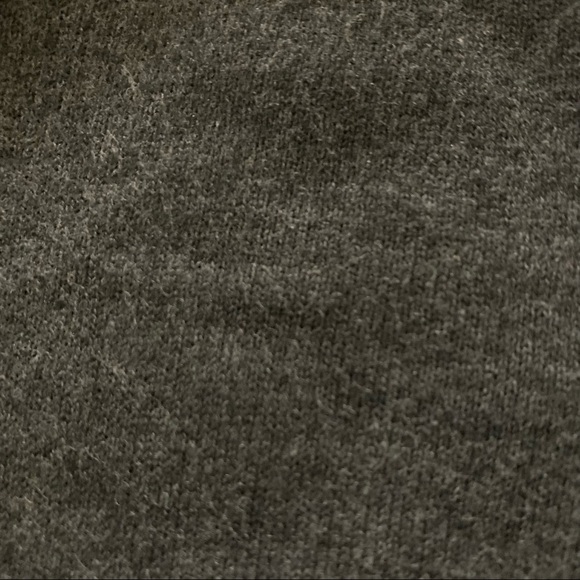 Simply Vera, Vera Wang Soft Knit Gray Tie Front Sweater/Blouse. Size XS - Picture 7 of 13